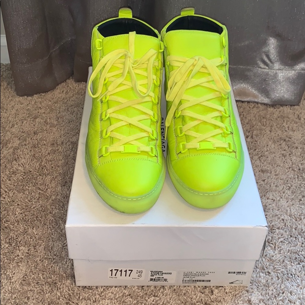 Men’s Volt Balenciaga Sneakers Size 10